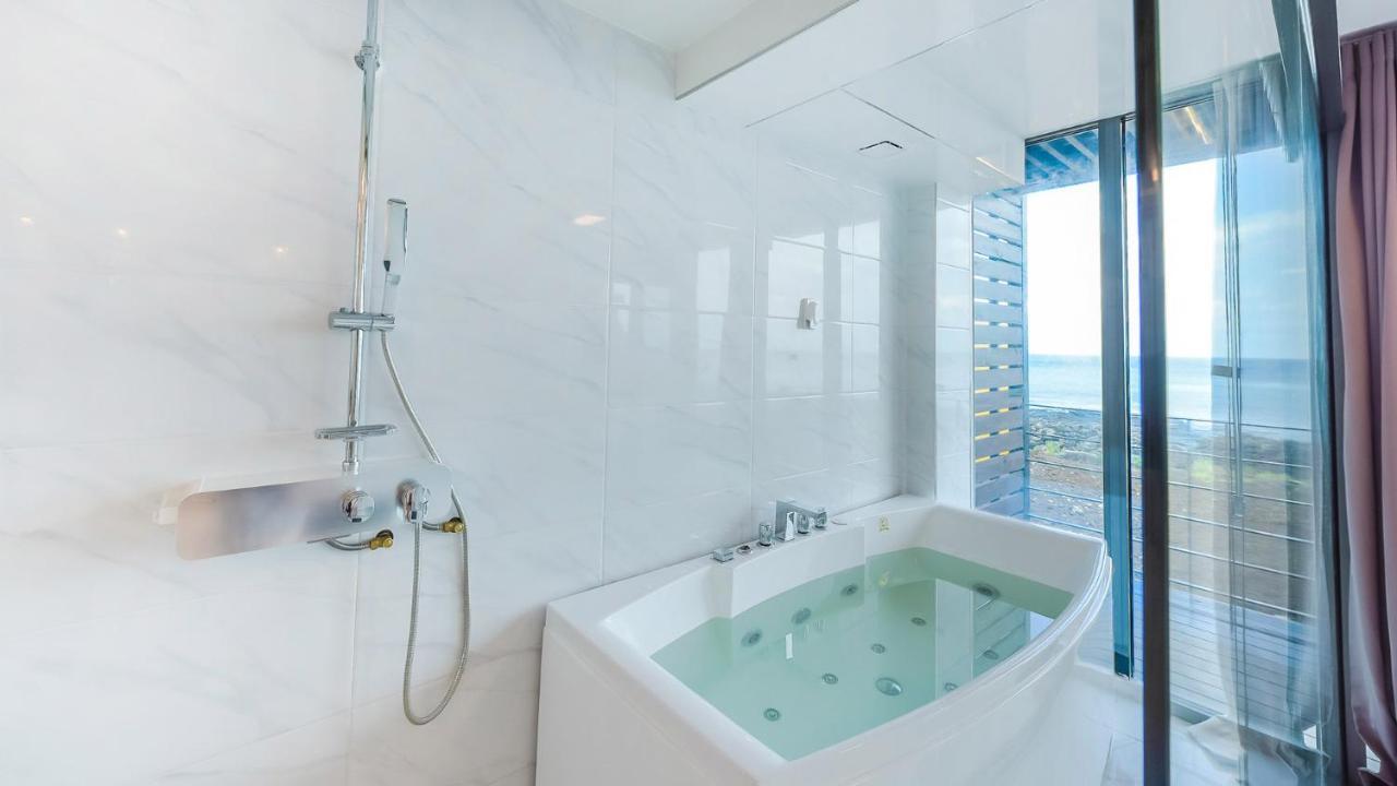 Castle Pool Resort Jeju Ngoại thất bức ảnh